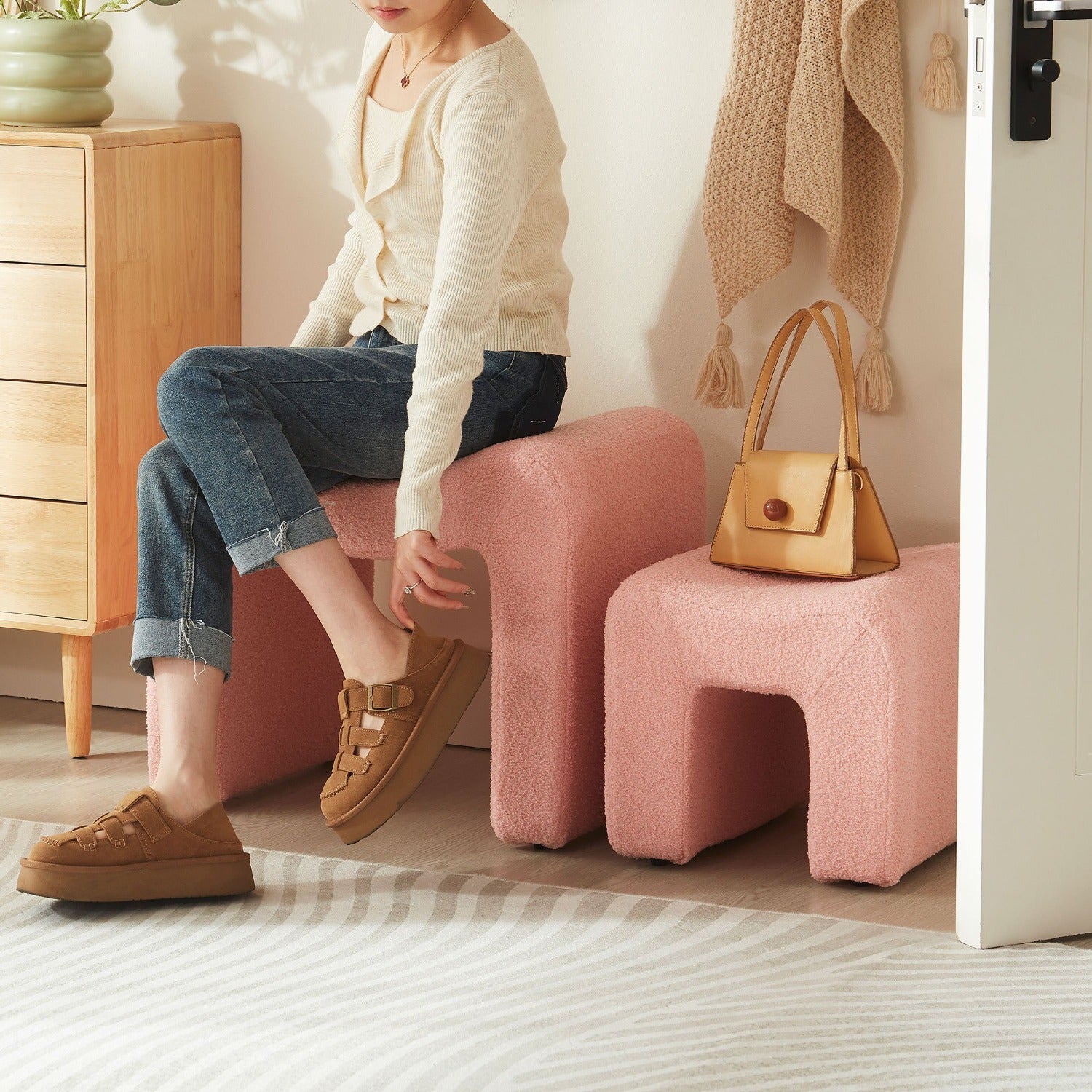 Ottoman Set of 1-2 Vanity Stool Chair Seating Backless Modern Foot Rest Teddy Velvet Small Footstool Ottoman for Makeup Room Living Room Bedroom Entryway