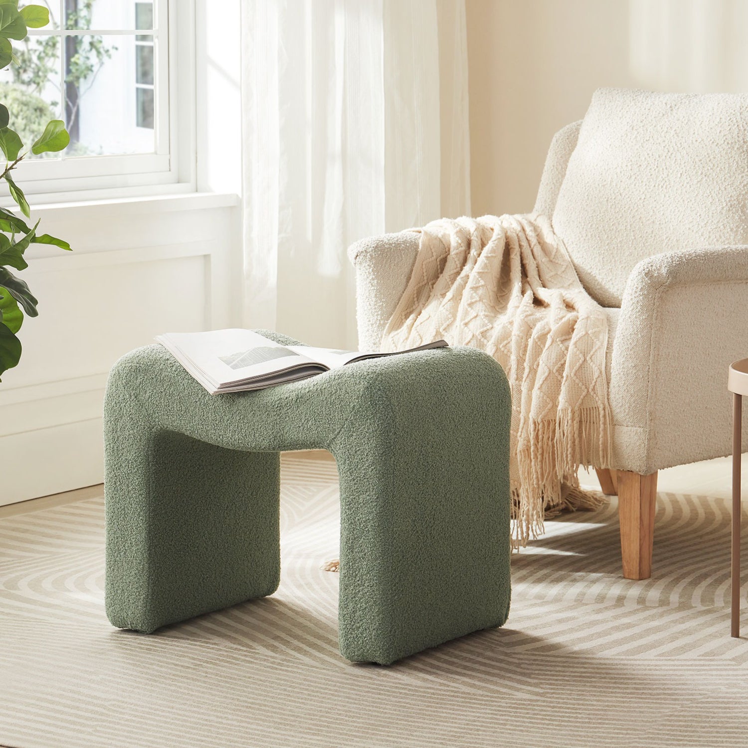 Ottoman Set of 1-2 Vanity Stool Chair Seating Backless Modern Foot Rest Teddy Velvet Small Footstool Ottoman for Makeup Room Living Room Bedroom Entryway